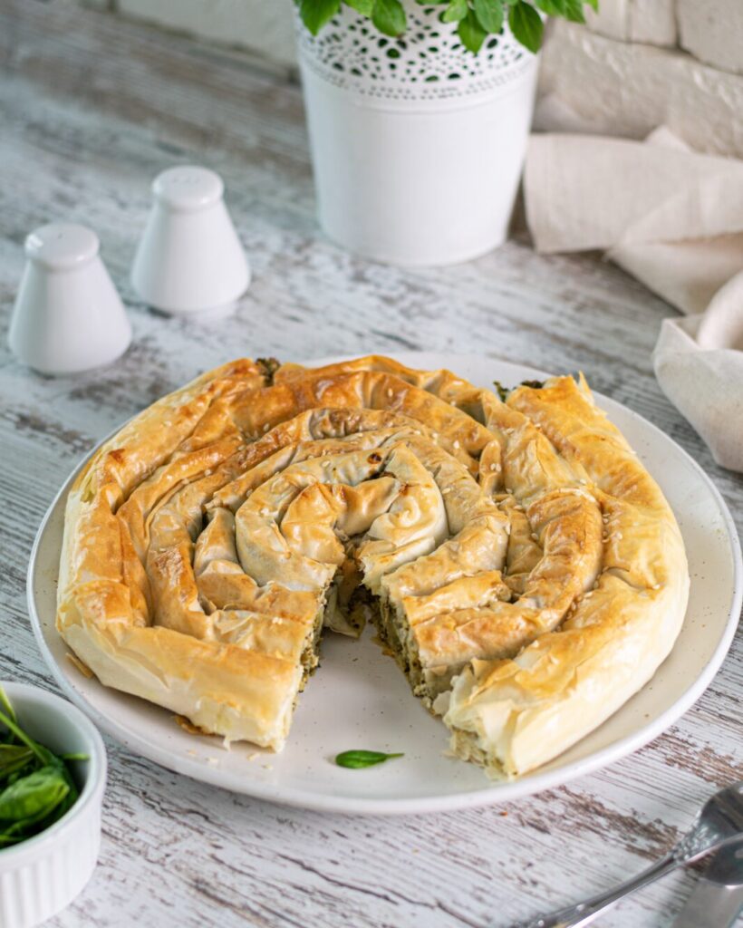 Emek ile Çıtır Çıtır Pırasalı Börek Tarifi